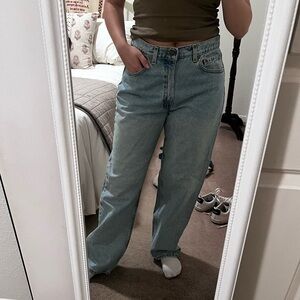 Vintage Levi's 550 Relaxed Fit Boyfriend Light Wash Wide Leg Jeans